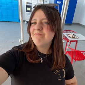 Antonia, Niñera o canguro en Binissalem