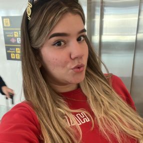 Valeria, Niñera o canguro en Casarrubios del Monte