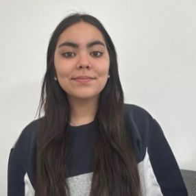 Laura, Niñera o canguro en Valmaseda