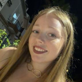 Daniela, Babysitter in San Martín del Tesorillo