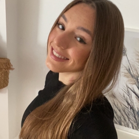 Nerea, Niñera o canguro en Miramar