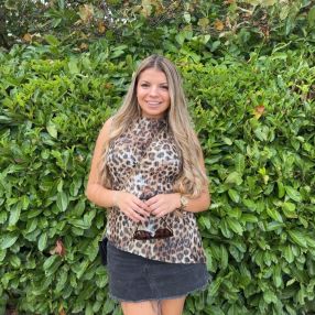 Djulia, Babysitter in Barañáin