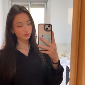 Paula Raluca, Babysitter in Cantabria