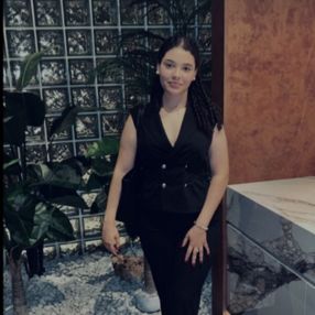Iris, Niñera o canguro en Cardedeu
