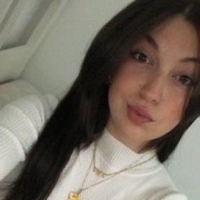 Zoe, Niñera o canguro en Chiva