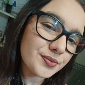 Aiane, Babysitter in Galdácano