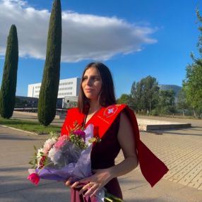 Paola, Niñera o canguro en Valmojado