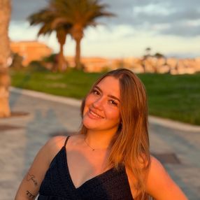 Florencia, Babysitter in Santiago del Teide