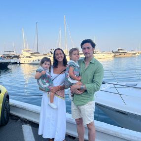 PAULA, Family in Sevilla