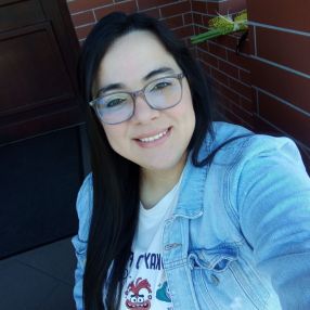 Damaris, Niñera o canguro en Sestao