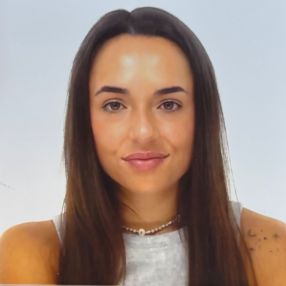 Claudia, Niñera o canguro en Santiago de Cartes