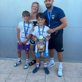 Miriam, Familia en Benidorm