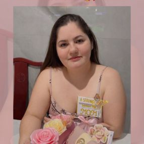 Katerine, Niñera o canguro en San Juan de Aznalfarache