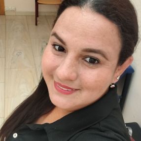 Yury Milena, Niñera o canguro en Yeles