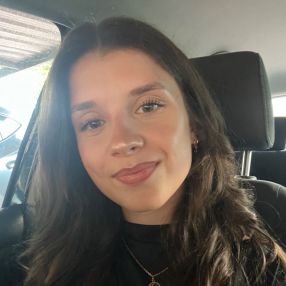 Jade, Babysitter in Villanueva de la Cañada