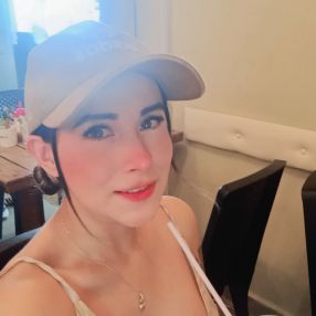 PAOLA, Babysitter in Almería