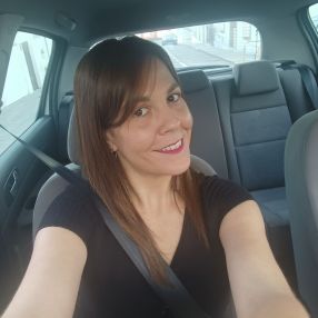 Romina, Babysitter in Burela