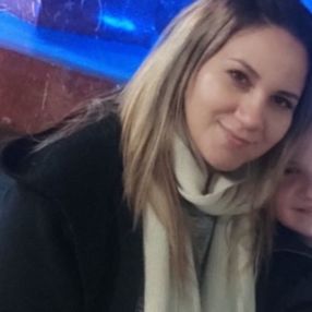 Vanessa, Niñera o canguro en Castrillón