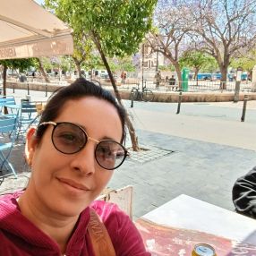 Dariennis, Niñera o canguro en Ardales