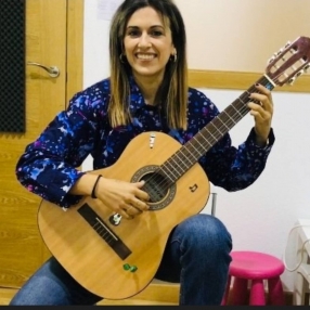 María José, Niñera o canguro en Güimar