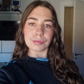 Ana Belén, Babysitter in Cúllar Vega