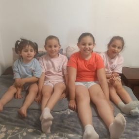 Ketrin sibel, Familia en Santa María del Águila