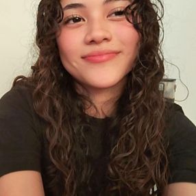 Britny anyeli, Niñera o canguro en Sonseca