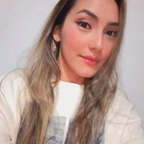 Jessica, Niñera o canguro en El Ejido