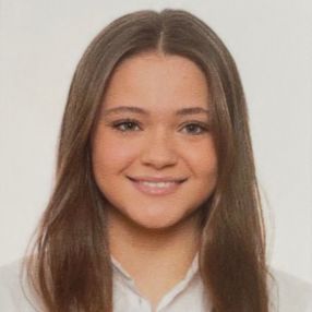 Laura, Niñera o canguro en Santa Cruz de Bezana