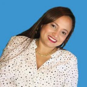 Edna Margarita, Niñera o canguro en Elda
