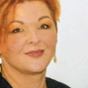 Gianina, Niñera o canguro en Colmenarejo