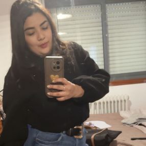 Diana Carolina, Niñera o canguro en O Rosal
