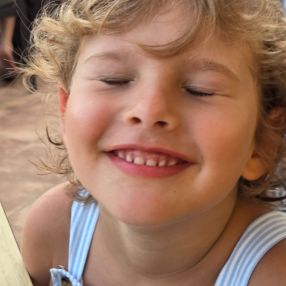 Karmen, Familia en Tossa de Mar
