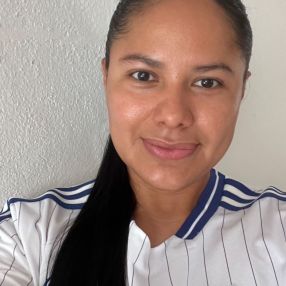 Anyela, Babysitter in Maó