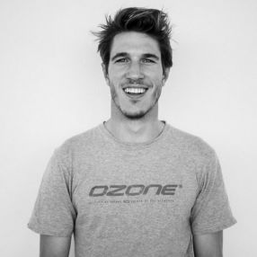 Adriano, Family in Tarifa
