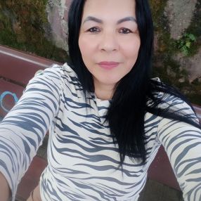 Isabel, Niñera o canguro en Fuenterrabía