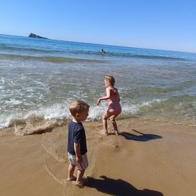 Laura, Familia en Benidorm