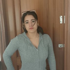 Daryanis, Babysitter in Benijófar