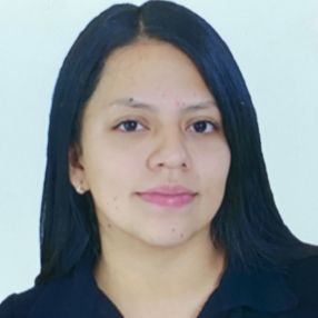 Solange, Niñera o canguro en Santomera
