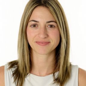 Alba, Babysitter in Mataró