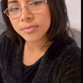 Cecilia, Niñera o canguro en Laredo