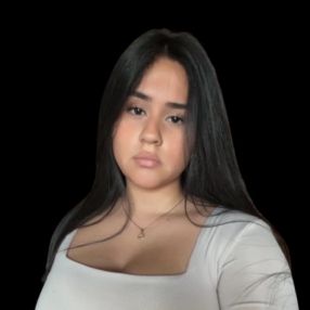 Ariana, Niñera o canguro en Marratxí