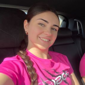 Daniela, Niñera o canguro en Albolote