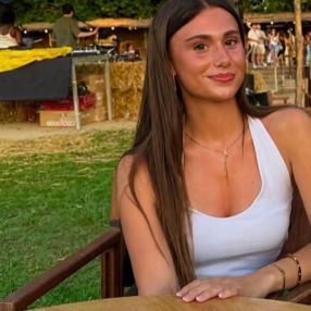 Paula, Babysitter in Sant Andreu de Llavaneres