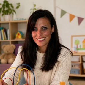 Romina, Babysitter in Martorell