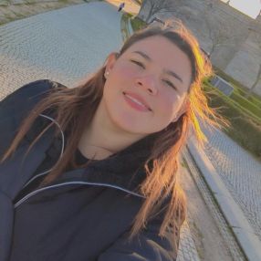 Daniela, Babysitter in El Álamo