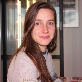Rebeca, Niñera o canguro en Torredelcampo