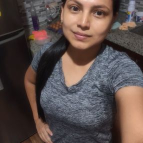 Aracely, Babysitter in Foios
