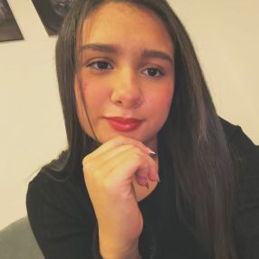 Ágatha, Niñera o canguro en Salvaterra de Miño
