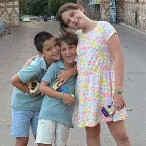 Hector, Family in Sant Feliu de Llobregat